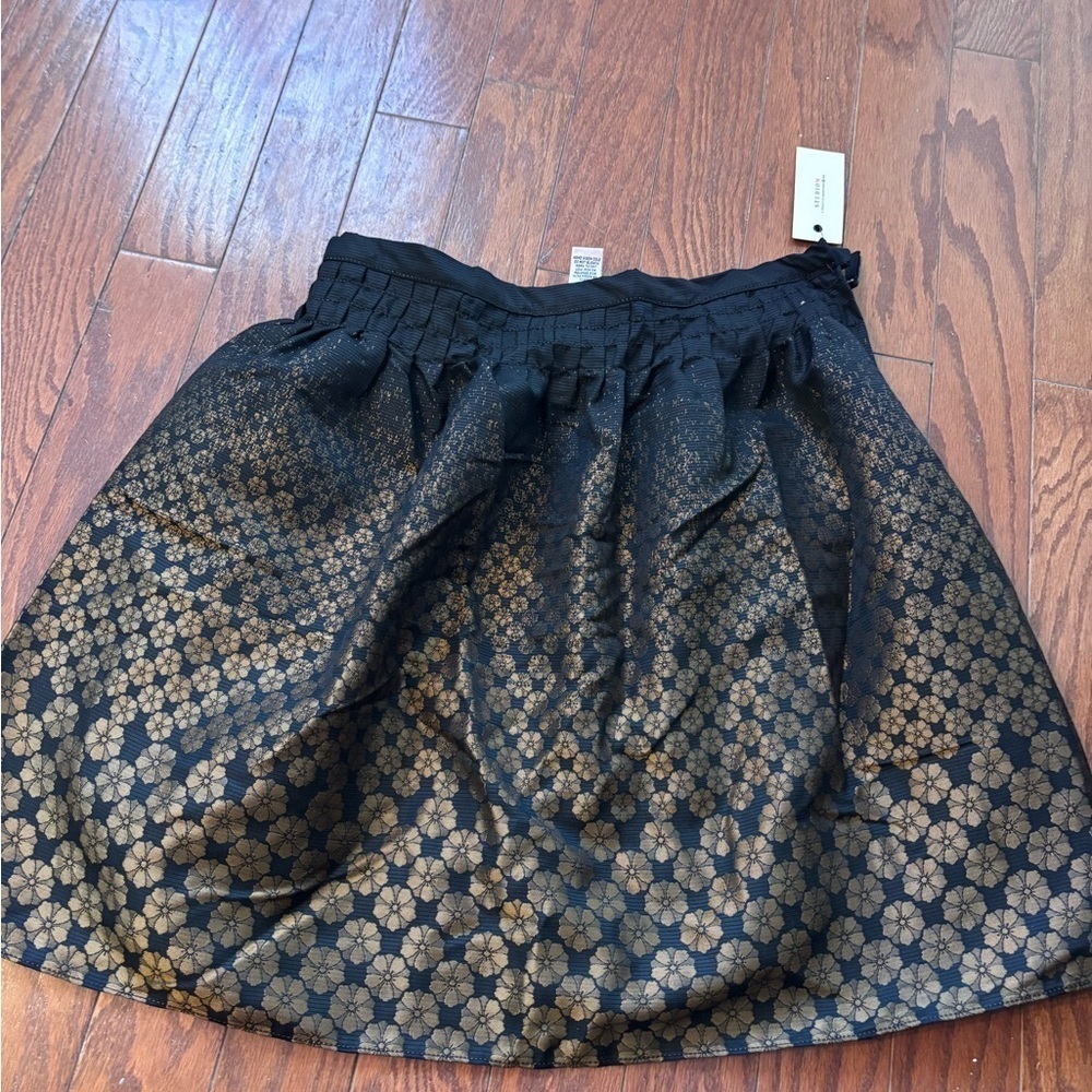 Studio M Black and Gold Patterned A-Line Skirt